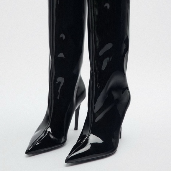 FAUX PATENT KNEE HIGH HEELED BOOTS 39 - Picture 2 of 3